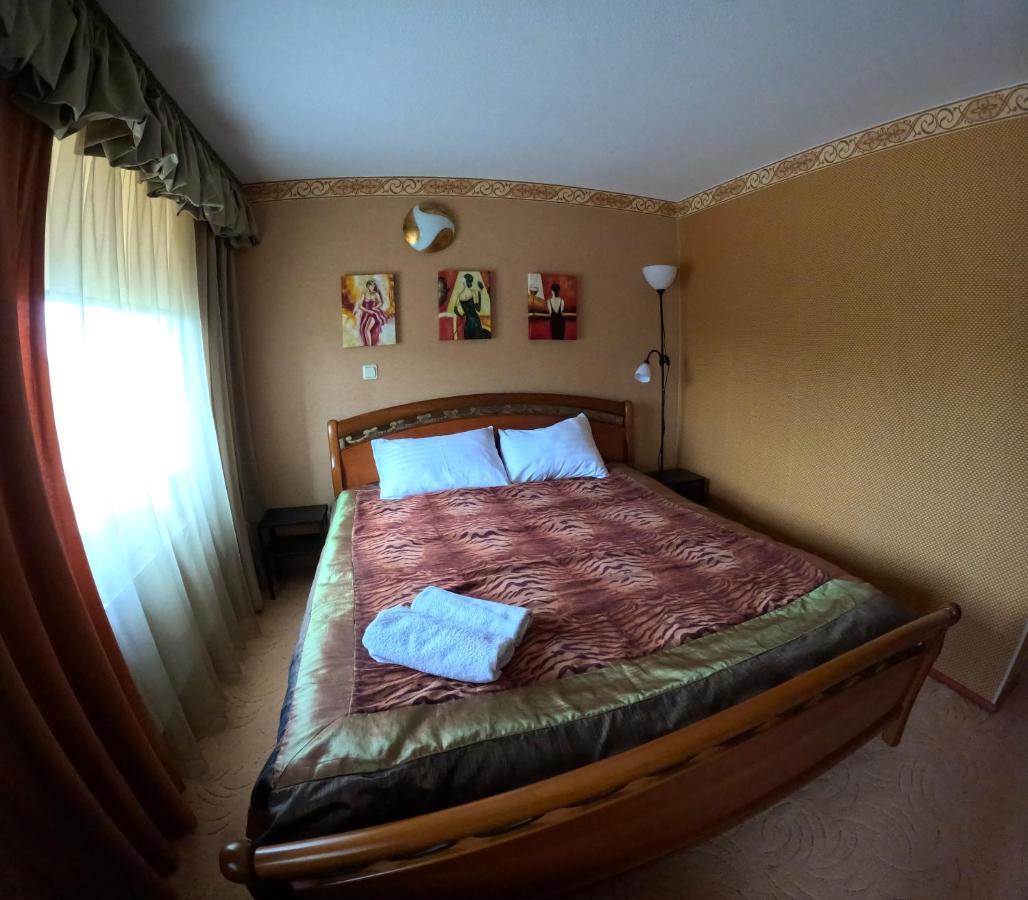 Riverside Motel เยลกาวา ภายนอก รูปภาพ