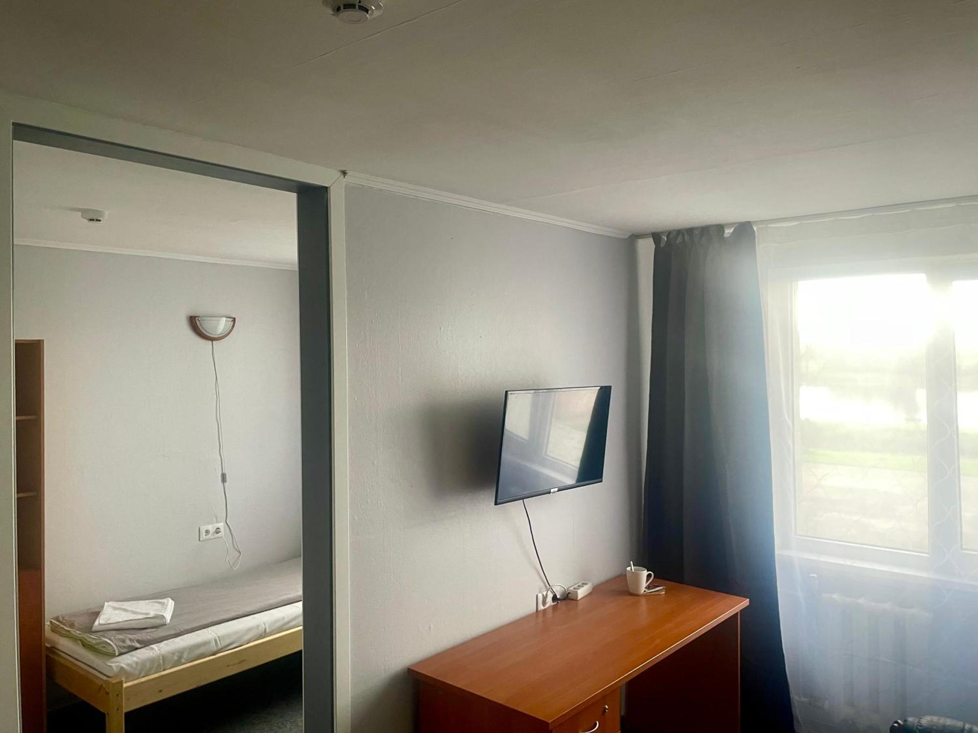 Riverside Motel เยลกาวา ภายนอก รูปภาพ