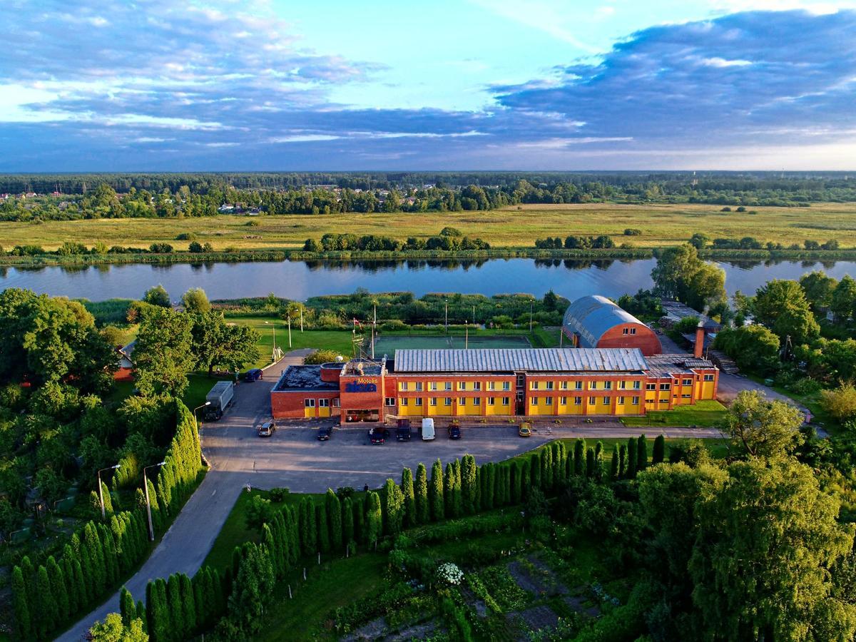 Riverside Motel เยลกาวา ภายนอก รูปภาพ